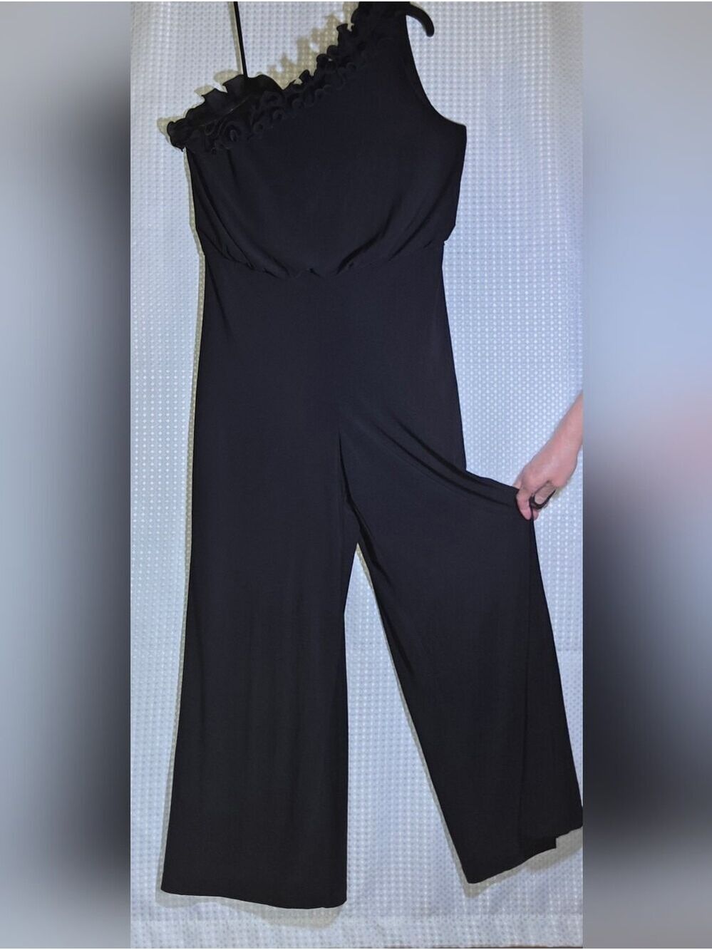 Adrianna Papell Black One-Shoulder Ruffle Wide Leg Jumpsuit Luxe Fashion Size 10 - Picture 3 of 15